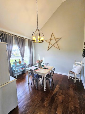 504 Shelburne Way, Nicholasville, KY 40356