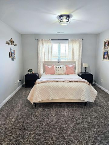 504 Shelburne Way, Nicholasville, KY 40356