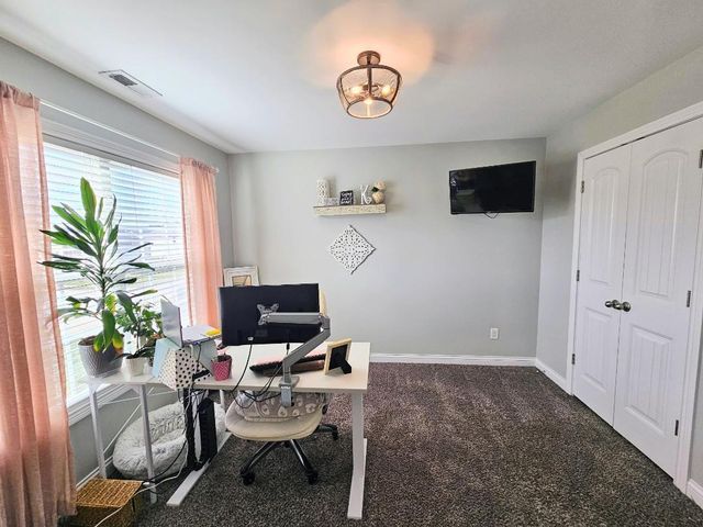 504 Shelburne Way, Nicholasville, KY 40356