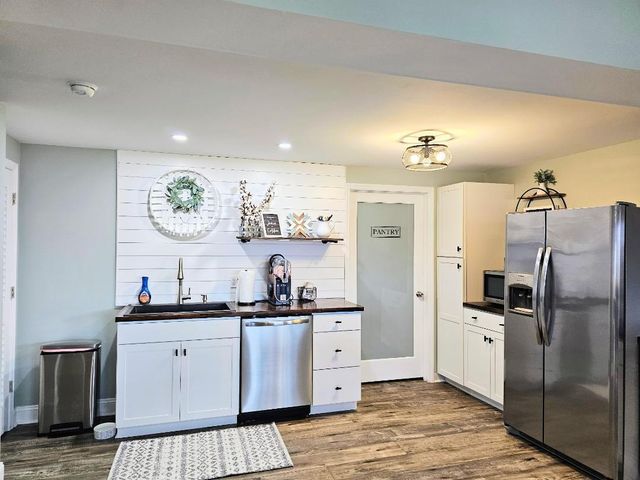 504 Shelburne Way, Nicholasville, KY 40356