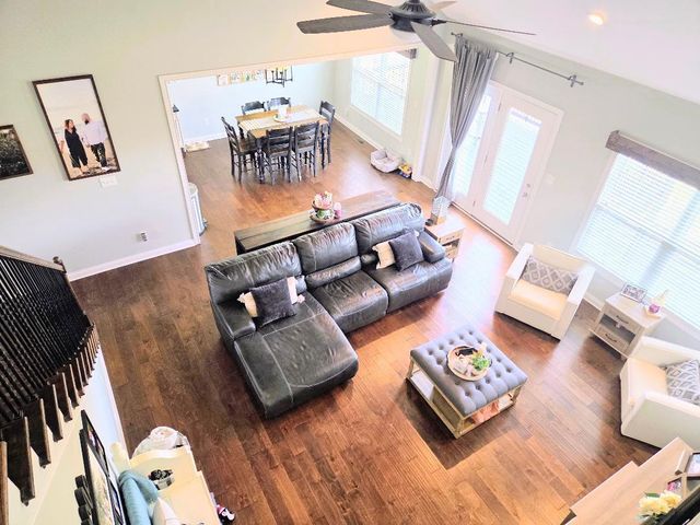 504 Shelburne Way, Nicholasville, KY 40356