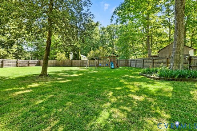 1197 Red Coach Ln, Sandston, VA 23150