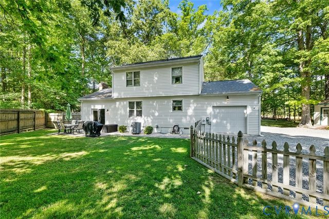 1197 Red Coach Ln, Sandston, VA 23150
