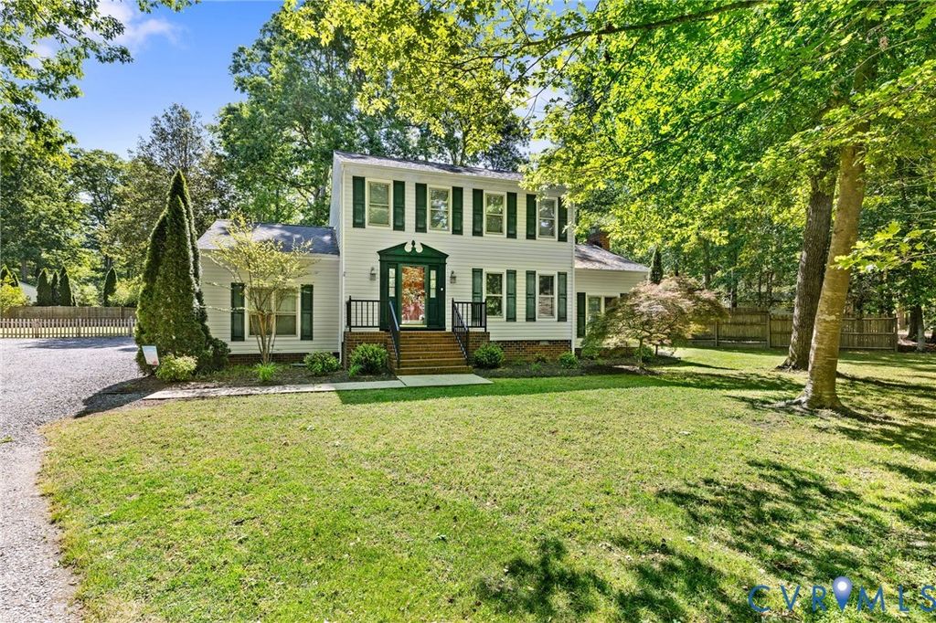 1197 Red Coach Ln, Sandston, VA 23150