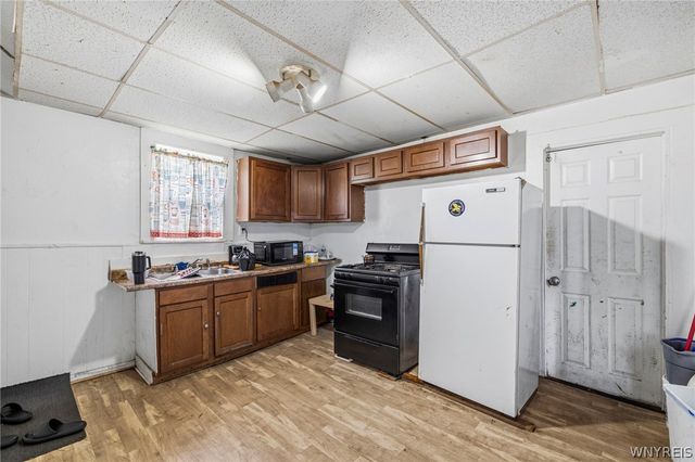 165 Glenwood Avenue, Buffalo, NY 14208