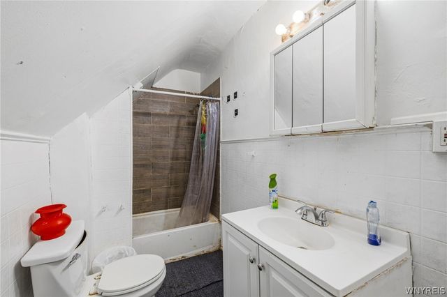 165 Glenwood Avenue, Buffalo, NY 14208