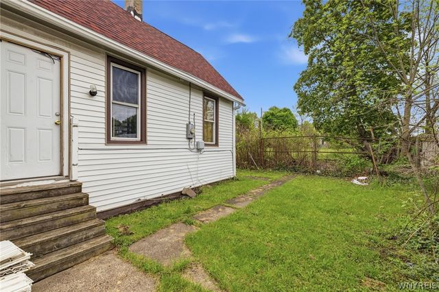 165 Glenwood Avenue, Buffalo, NY 14208