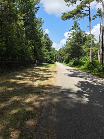 15636 Woodman Road, Conroe, TX 77306