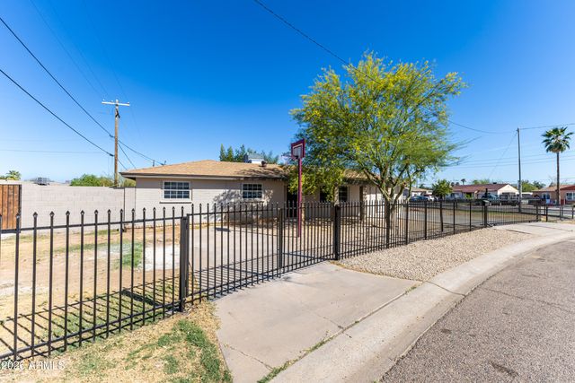1001 N 30TH Avenue, Phoenix, AZ 85009