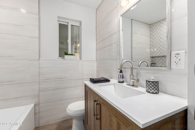 1001 N 30TH Avenue, Phoenix, AZ 85009