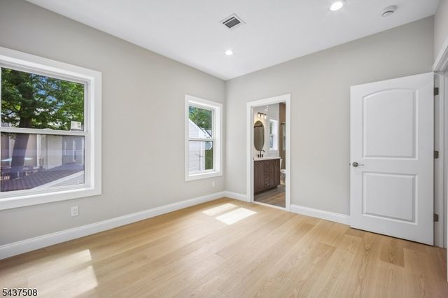 5 Briar Cliff Rd, Livingston Twp., NJ 07039