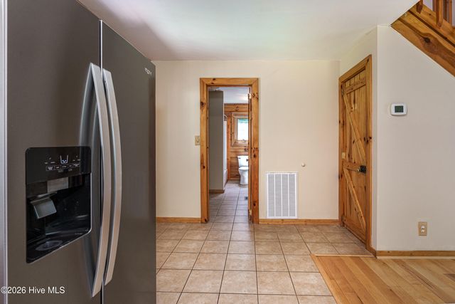 44 Red Wolf Trail, Blairsville, GA 30512