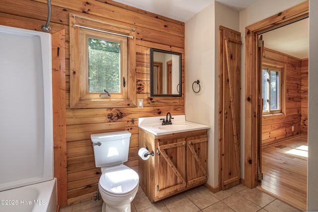 44 Red Wolf Trail, Blairsville, GA 30512