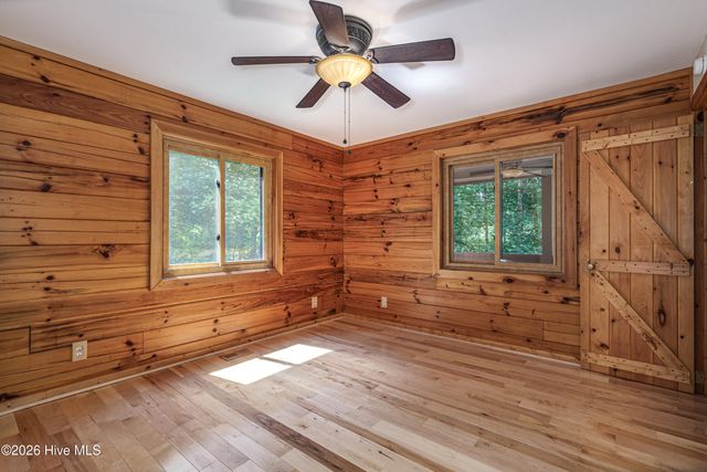44 Red Wolf Trail, Blairsville, GA 30512