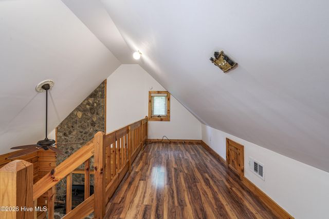44 Red Wolf Trail, Blairsville, GA 30512