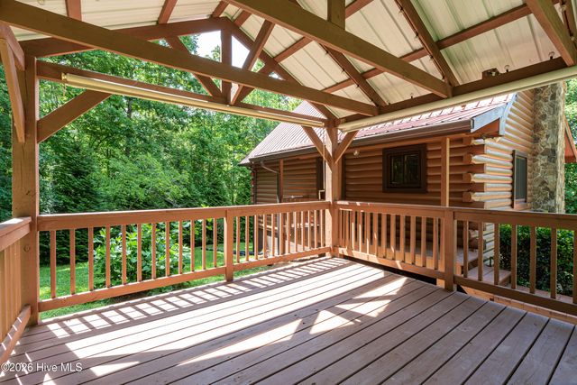 44 Red Wolf Trail, Blairsville, GA 30512