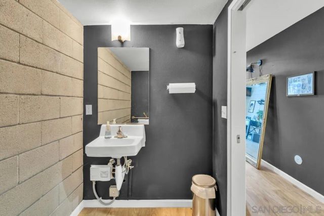 2487 Kettner Blvd, San Diego, CA 92101