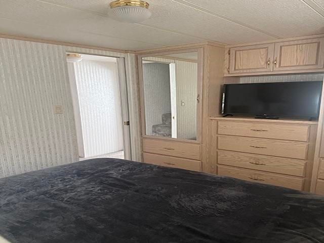 194 Buckley Rd Unit 2, Weare, NH 03281