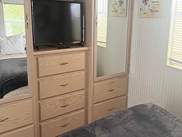 194 Buckley Rd Unit 2, Weare, NH 03281