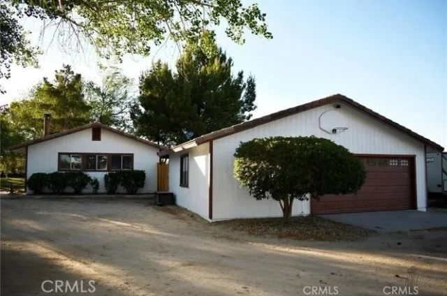 10831 Monte Vista, Phelan, CA 92371