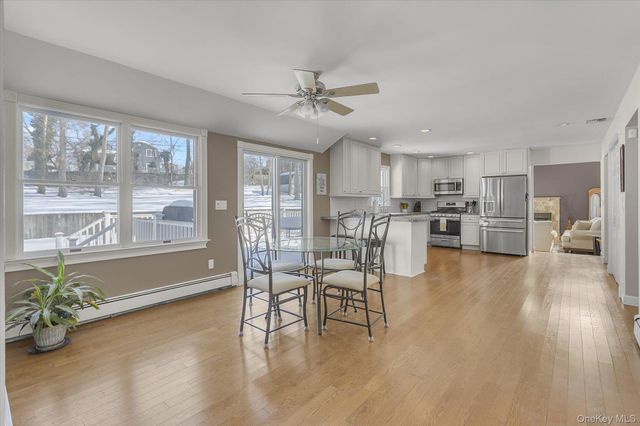 15 Eton Road, Farmingville, NY 11738