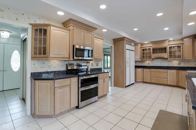 9410 Pentecost Road, Indianapolis, IN 46239