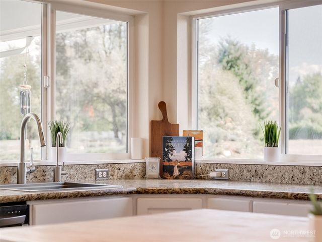 14300 NE 172nd Circle, Brush Prairie, WA 98606