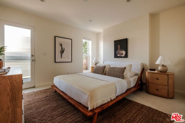 691 Mildred Avenue 2, Los Angeles, CA 90291