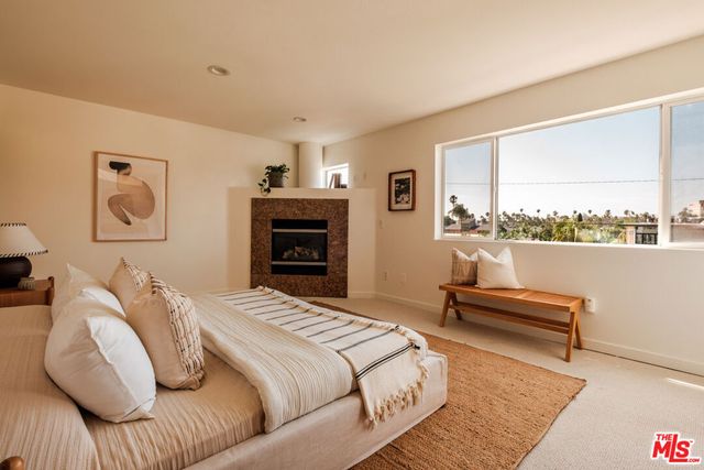 691 Mildred Avenue 2, Los Angeles, CA 90291