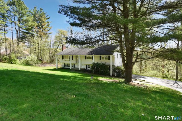 12 Crane Place, Simsbury, CT 06070