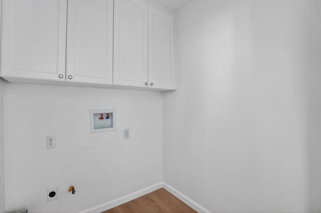 2313 Dinwiddie Way, Elk Grove, CA 95758