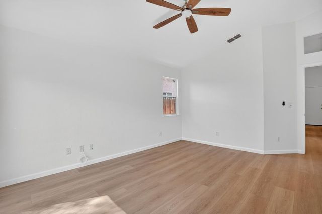 2313 Dinwiddie Way, Elk Grove, CA 95758