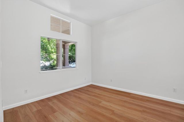 2313 Dinwiddie Way, Elk Grove, CA 95758