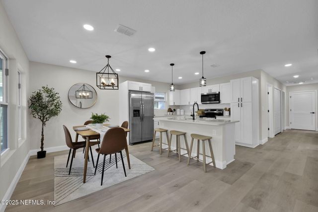 4646 HUNT Street, Jacksonville, FL 32254