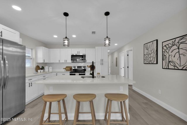 4646 HUNT Street, Jacksonville, FL 32254