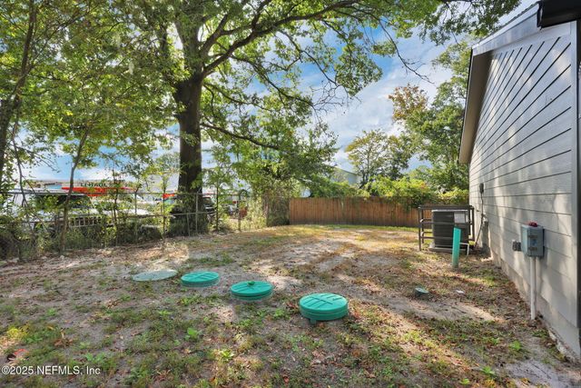 4646 HUNT Street, Jacksonville, FL 32254