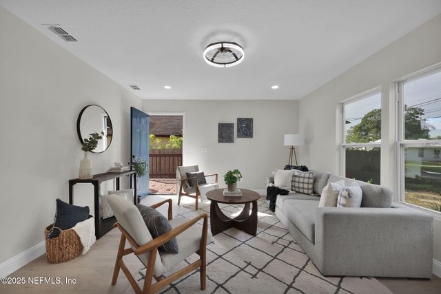 4646 HUNT Street, Jacksonville, FL 32254