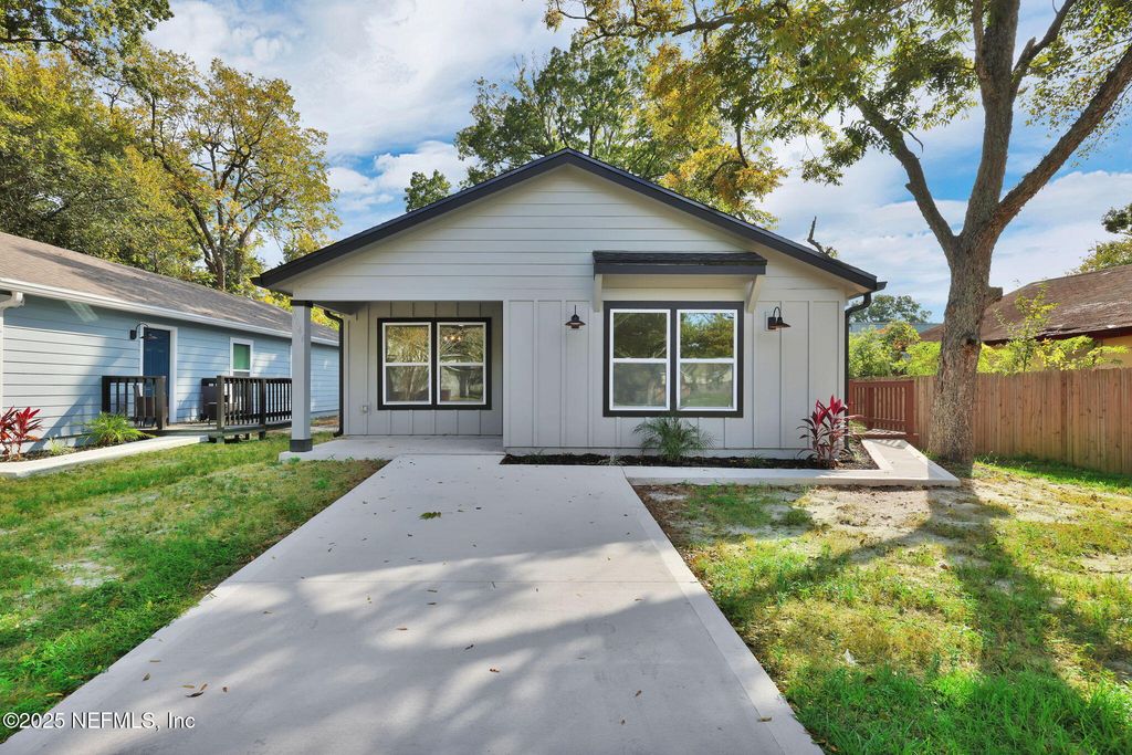 4646 HUNT Street, Jacksonville, FL 32254