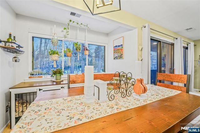 2213 Hilltop Road, Mahwah, NJ 07430