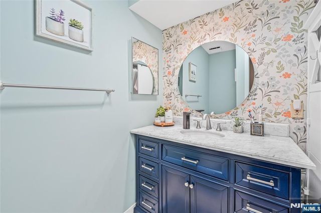 2213 Hilltop Road, Mahwah, NJ 07430