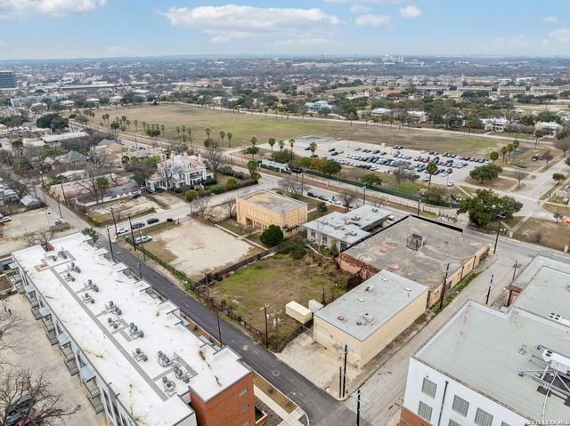 815 quitman, San Antonio, TX 78208