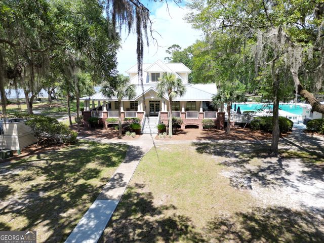 218 Eagle Crest Drive, Waverly, GA 31565