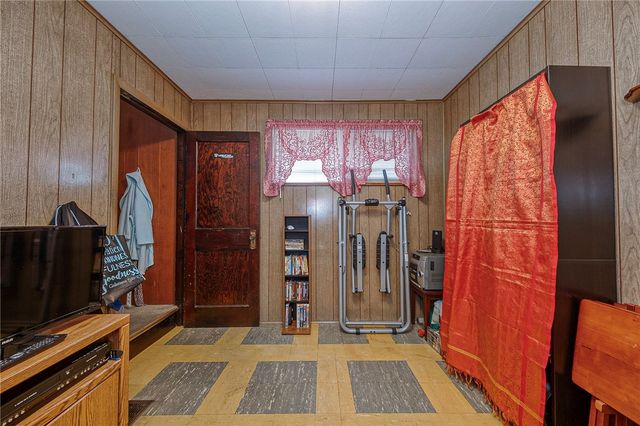 425 California Ave, Monroeville, PA 15146