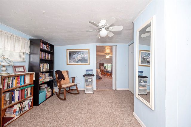 425 California Ave, Monroeville, PA 15146