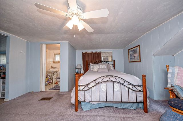 425 California Ave, Monroeville, PA 15146