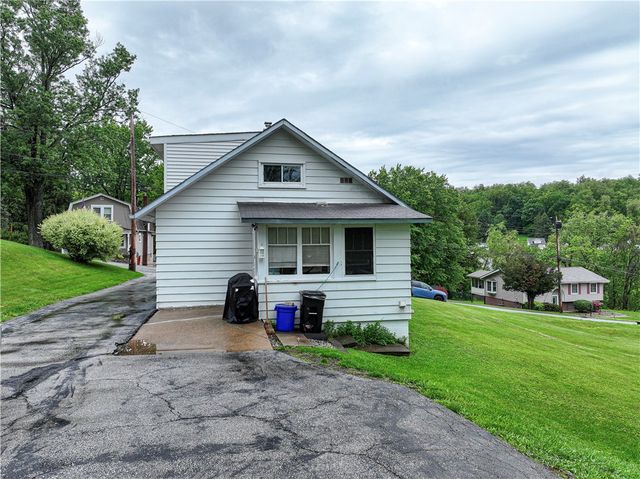 425 California Ave, Monroeville, PA 15146