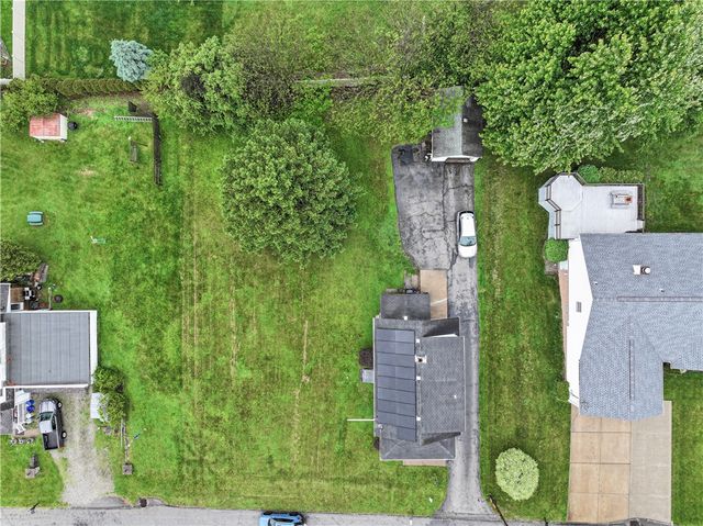 425 California Ave, Monroeville, PA 15146