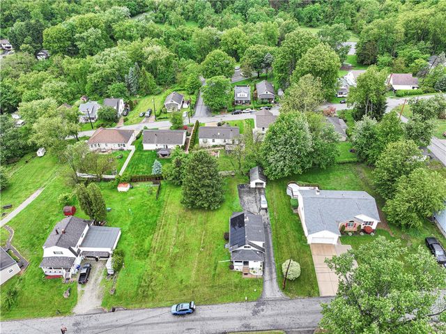 425 California Ave, Monroeville, PA 15146