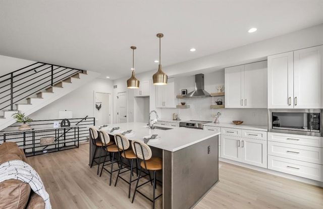 9360 Brooks Place, Norwalk, IA 50211