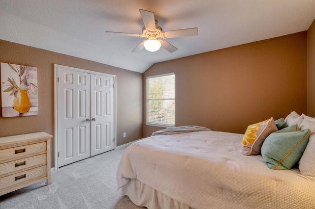 8221 Fern Bluff Ave, Round Rock, TX 78681